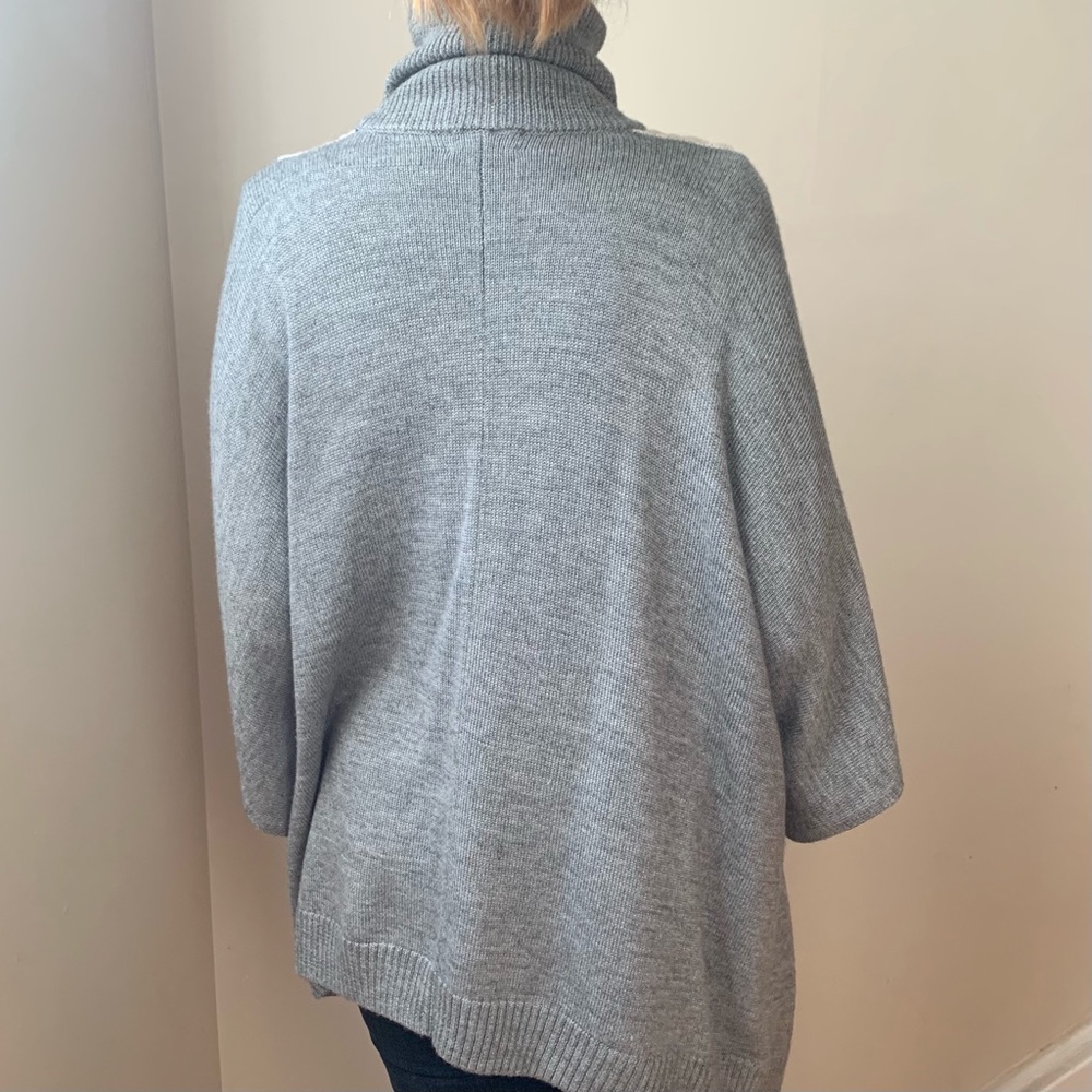 Women’s Wool Blend Chunky Knit Poncho Turtleneck Cream Grey One Size - Picture 10 of 15